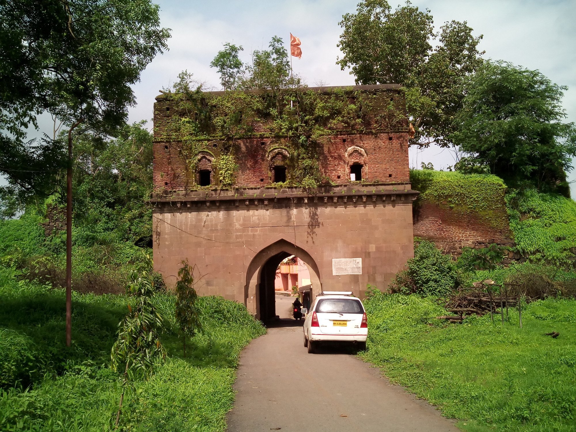 INDURI FORT
